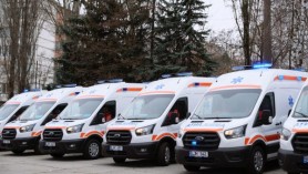 FOTO // Echipele de asistență medicală urgentă din țară au primit ambulanțe noi
